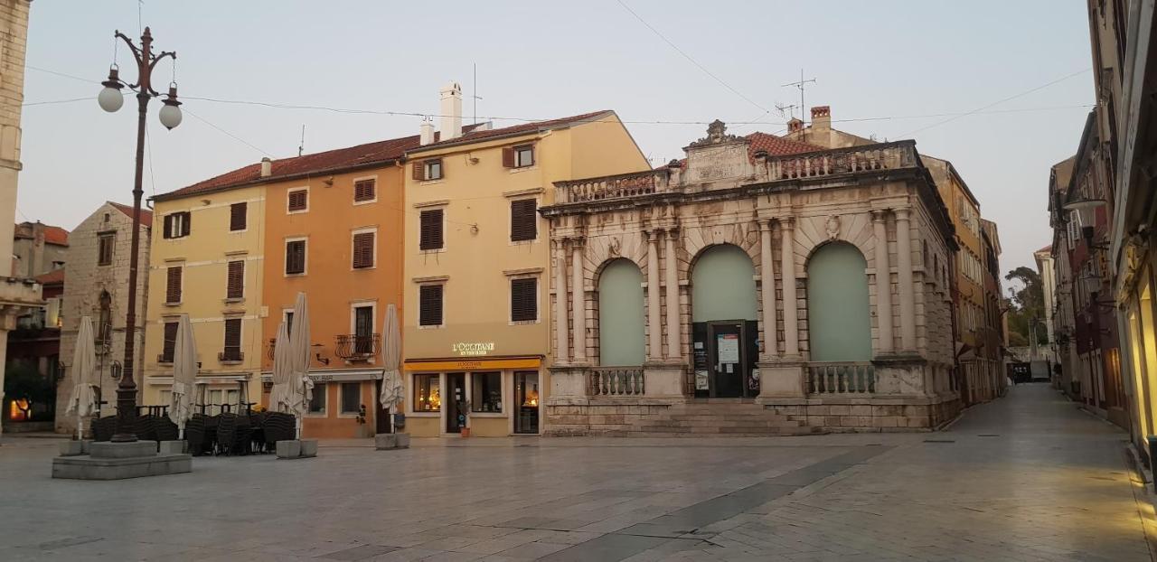 Studio Apartment Kiki For 2, Near Old Town & Beach, Free Wifi Zadar Extérieur photo