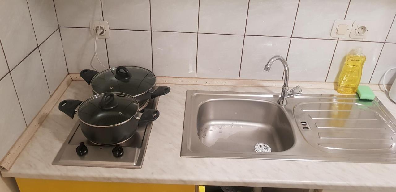 Studio Apartment Kiki For 2, Near Old Town & Beach, Free Wifi Zadar Extérieur photo